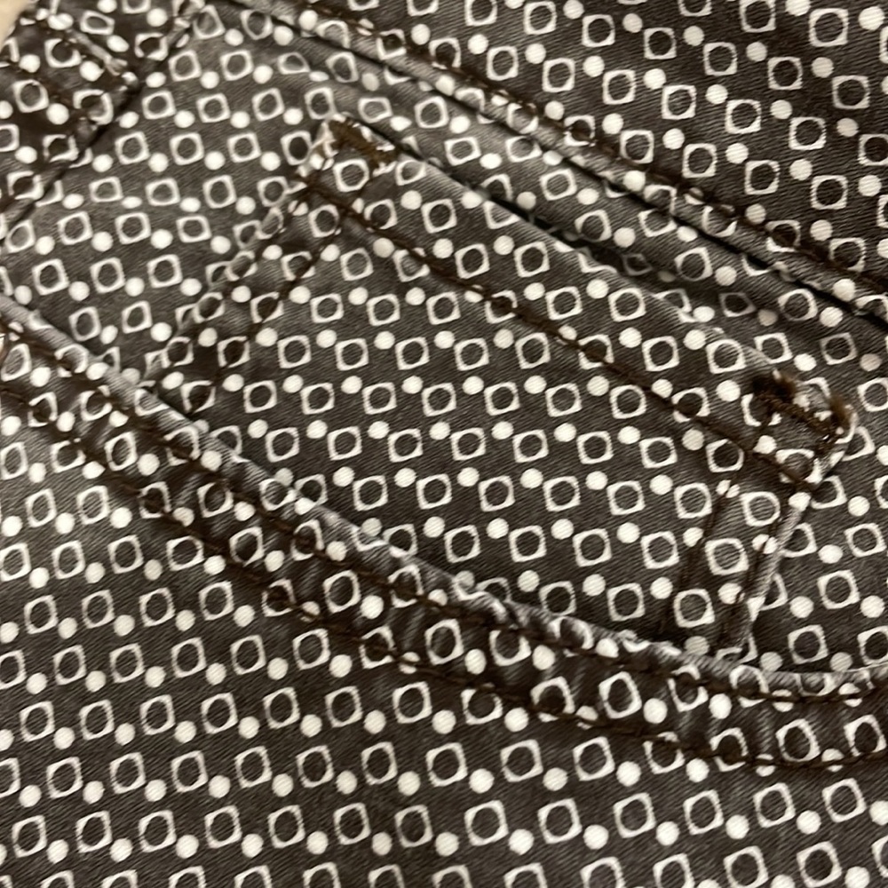 Women’s Jeans - Picture 3 of 5